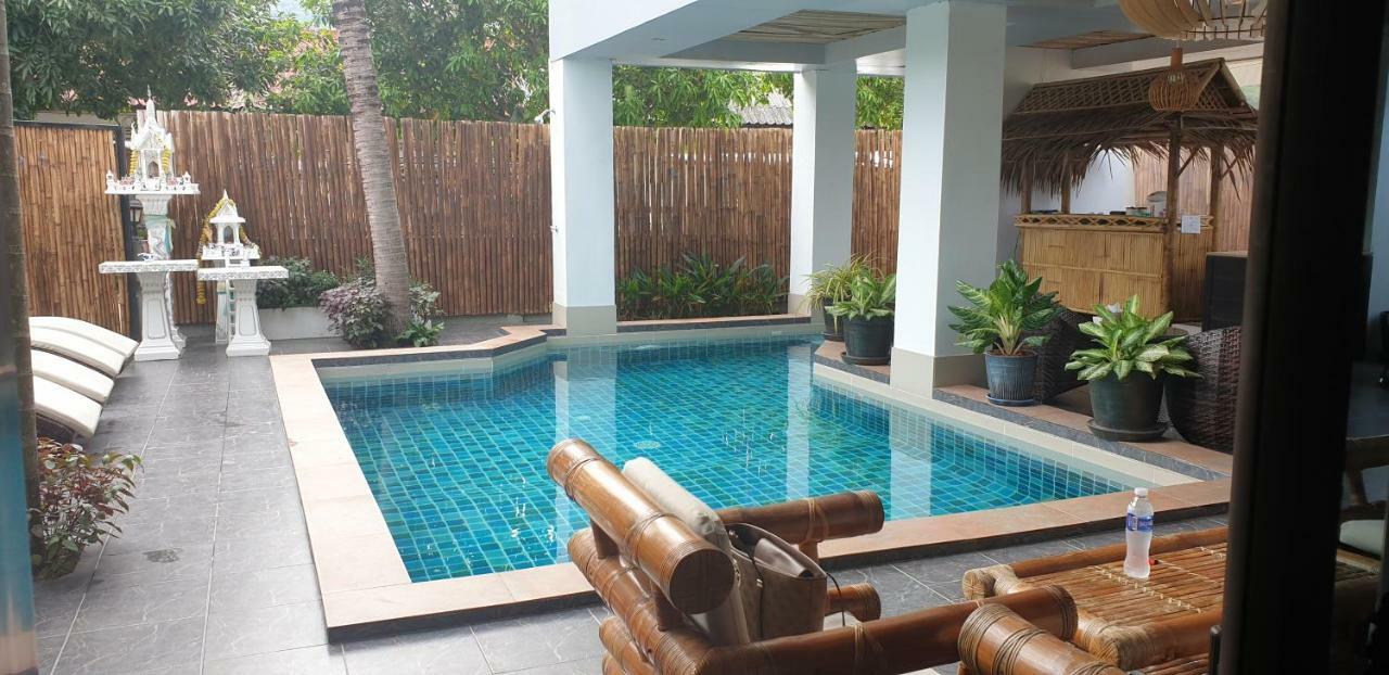 Samui Star Guesthouse Plage de Chaweng Extérieur photo